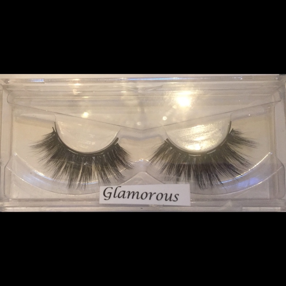 Magnetic Eyelashes Model: Glamorous